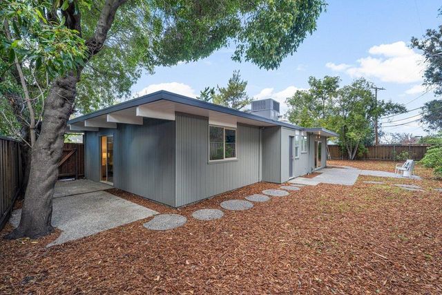 3925 Nelson Drive, Palo Alto, CA 94306