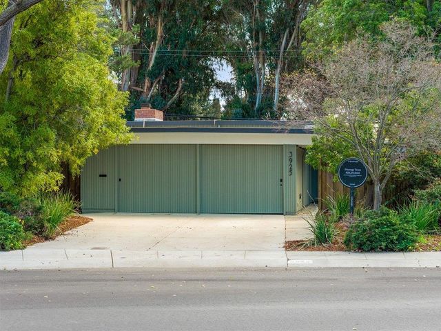 3925 Nelson Drive, Palo Alto, CA 94306