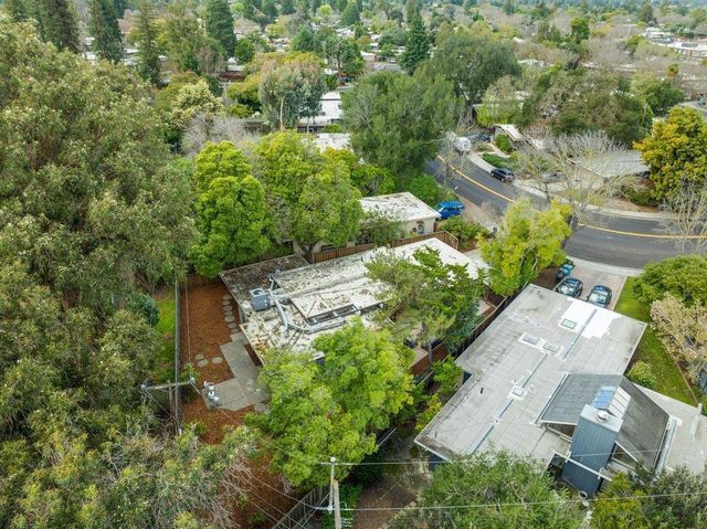 3925 Nelson Drive, Palo Alto, CA 94306