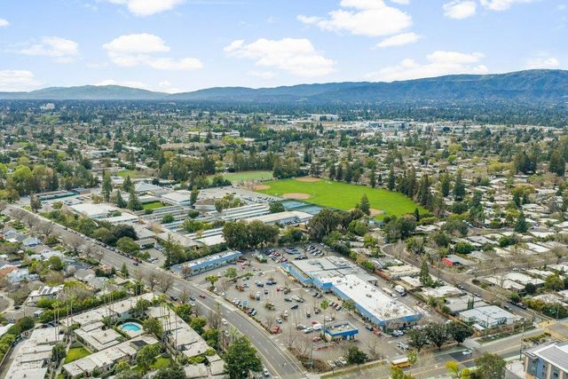 3925 Nelson Drive, Palo Alto, CA 94306