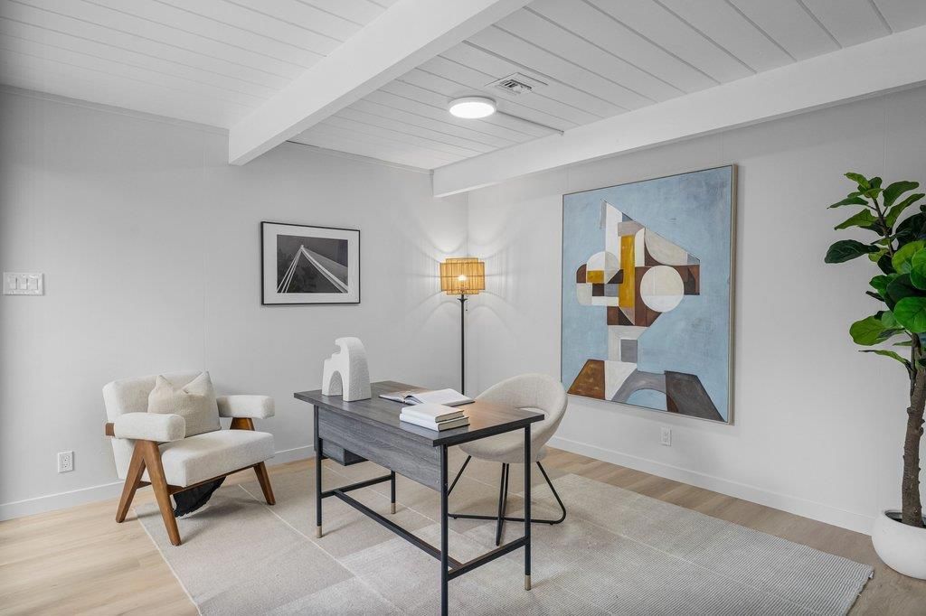 Image 18 of property listing at 3925 Nelson Drive, Palo Alto, CA 94306