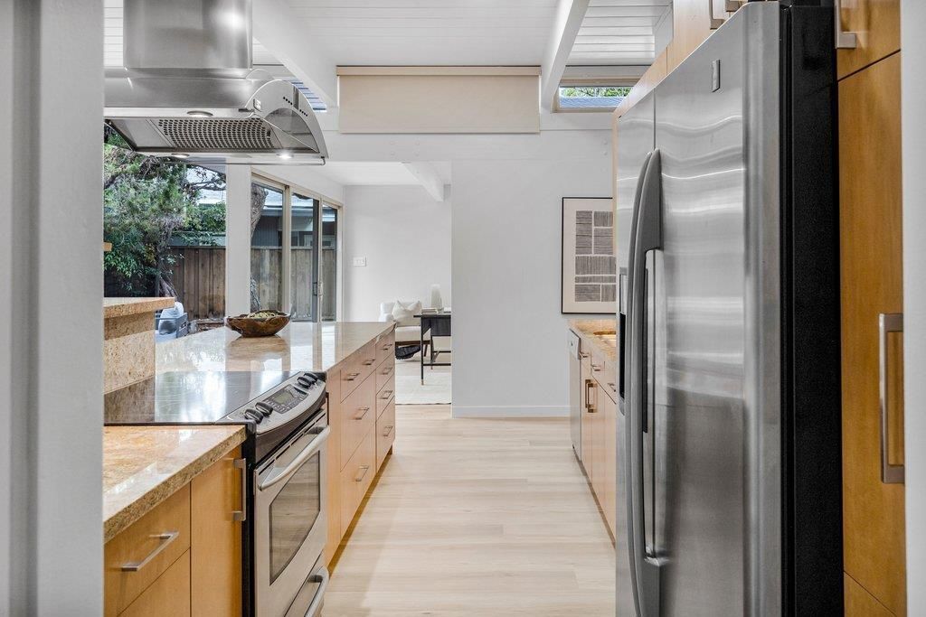 Image 24 of property listing at 3925 Nelson Drive, Palo Alto, CA 94306