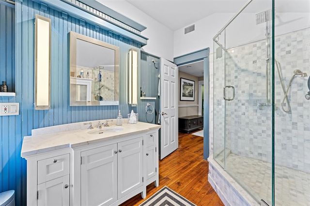 701 S BOULEVARD, Tampa, FL 33606