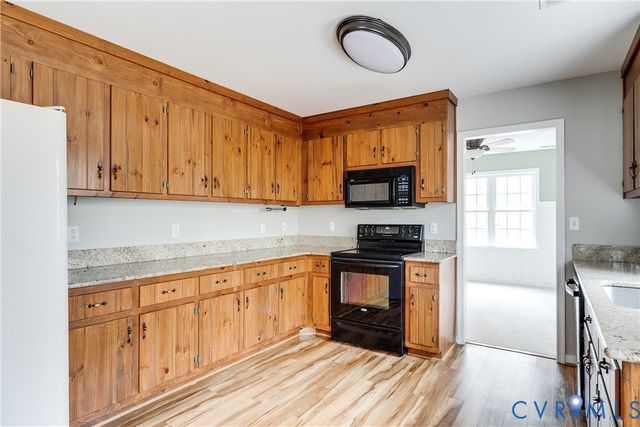 13424 Janeka Dr, Chesterfield, VA 23838