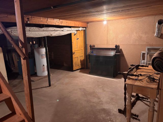 8661 Deadstream Road, Honor, MI 49640