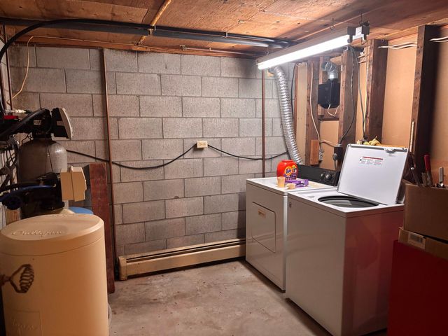 8661 Deadstream Road, Honor, MI 49640