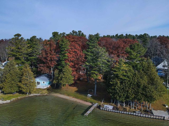 8661 Deadstream Road, Honor, MI 49640