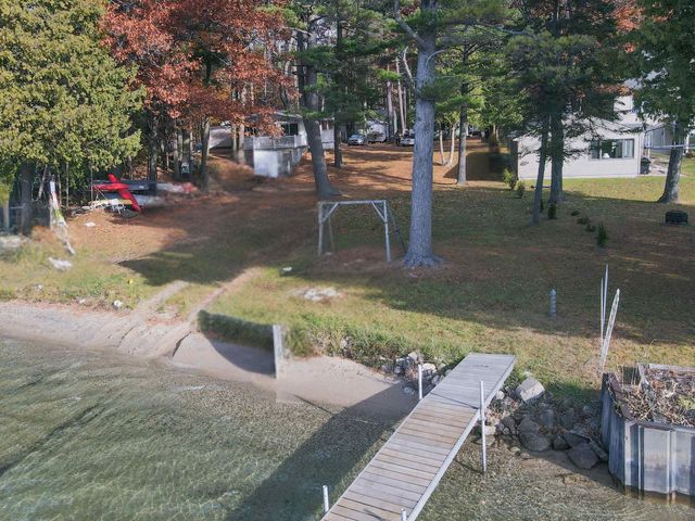 8661 Deadstream Road, Honor, MI 49640