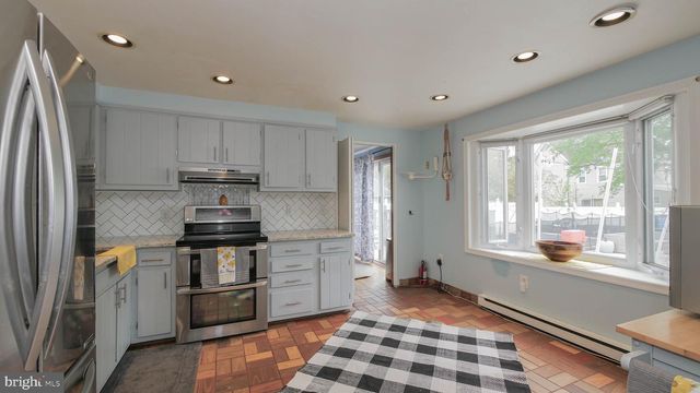 103 CHEROKEE LN, Absecon, NJ 08201