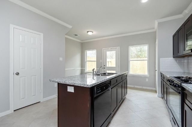 1043 Marcolin, Houston, TX 77088