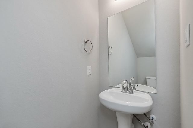 1043 Marcolin, Houston, TX 77088