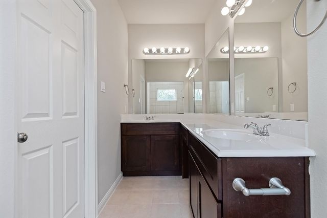 1043 Marcolin, Houston, TX 77088