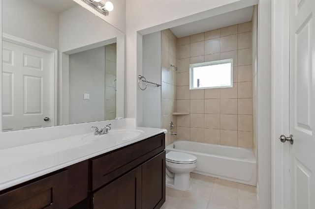 1043 Marcolin, Houston, TX 77088