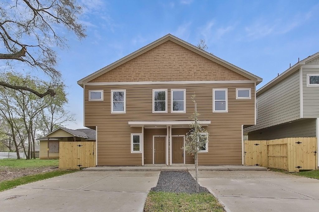 1043 Marcolin, Houston, TX 77088
