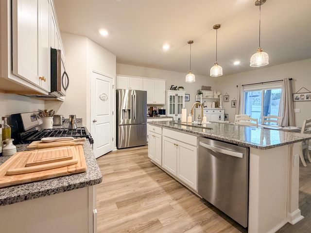 119 Marauder Dr., Longs, SC 29568