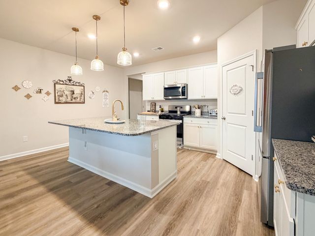 119 Marauder Dr., Longs, SC 29568