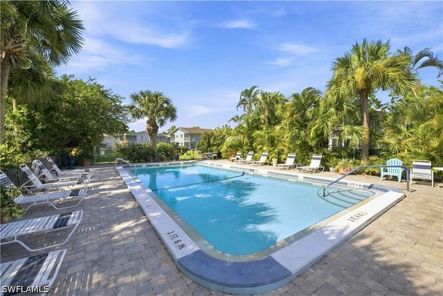 8135 Country RD 103, Fort Myers, FL 33919
