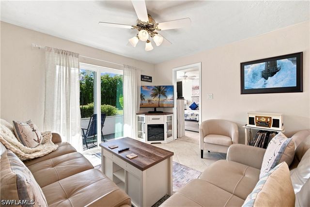 8135 Country RD 103, Fort Myers, FL 33919