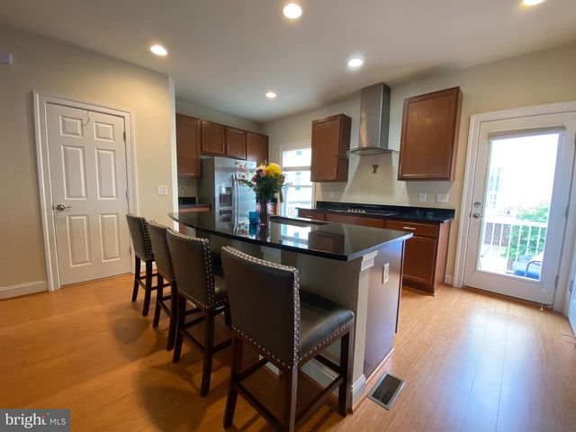 9532 CANONBURY SQ, Fairfax, VA 22031