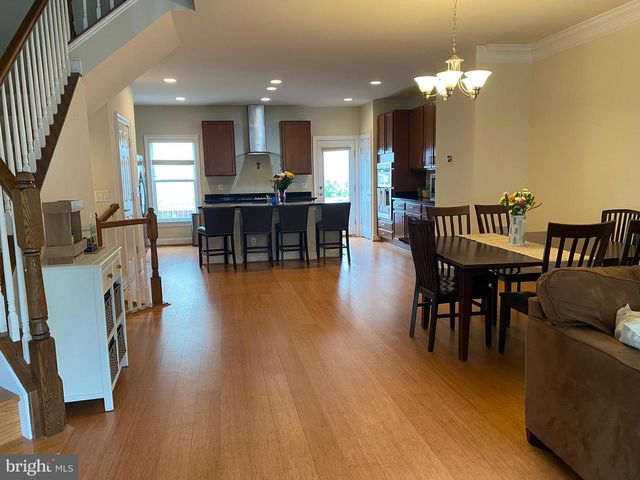 9532 CANONBURY SQ, Fairfax, VA 22031
