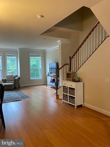 9532 CANONBURY SQ, Fairfax, VA 22031