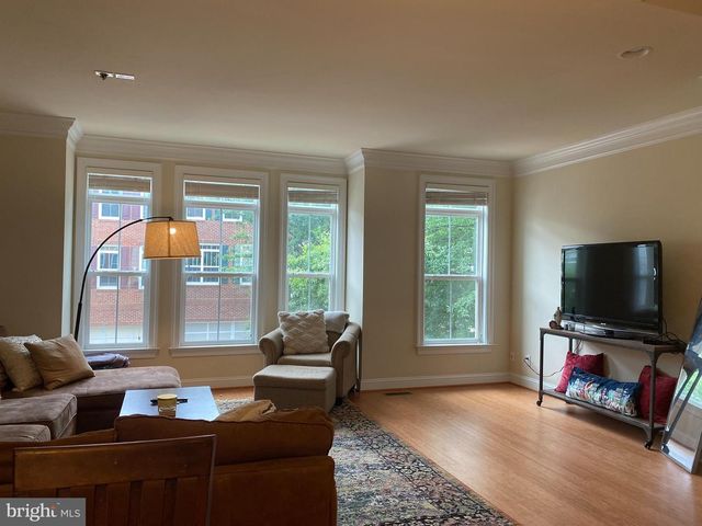 9532 CANONBURY SQ, Fairfax, VA 22031