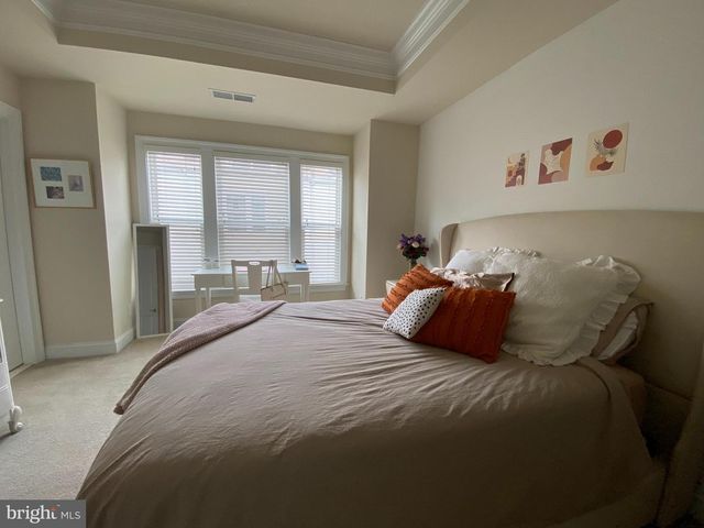 9532 CANONBURY SQ, Fairfax, VA 22031