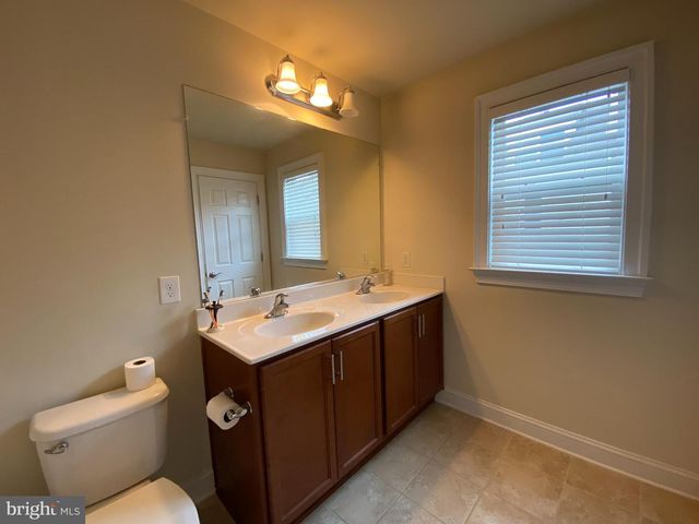 9532 CANONBURY SQ, Fairfax, VA 22031