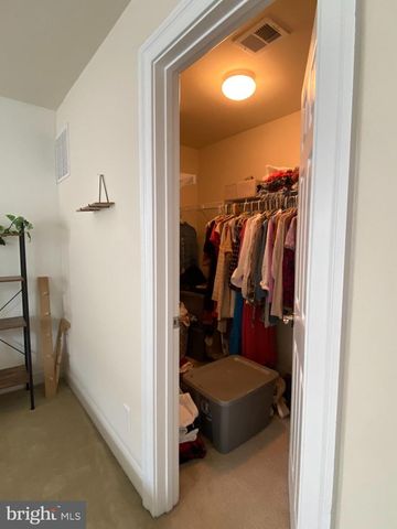 9532 CANONBURY SQ, Fairfax, VA 22031