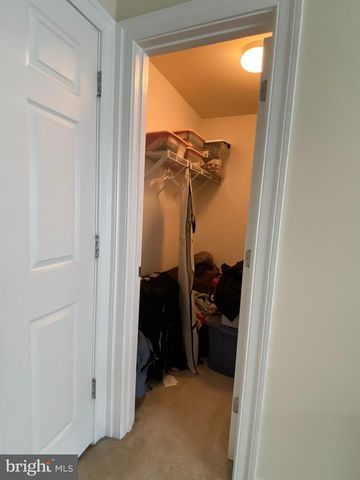 9532 CANONBURY SQ, Fairfax, VA 22031