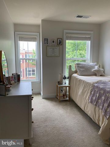9532 CANONBURY SQ, Fairfax, VA 22031