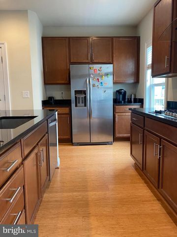 9532 CANONBURY SQ, Fairfax, VA 22031