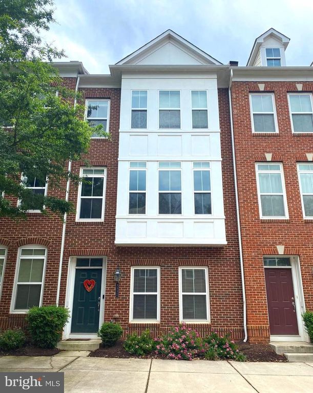 9532 CANONBURY SQ, Fairfax, VA 22031