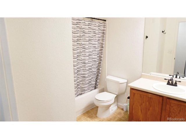 5733 N Gibralter Way 3-105, Aurora, CO 80019