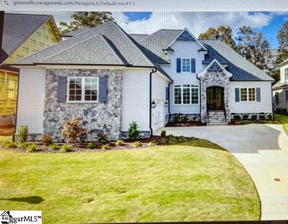 202 Chestnut Pond Lane, Simpsonville, SC 29681