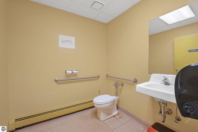 1200 Ramsdell Road, Traverse City, MI 49684