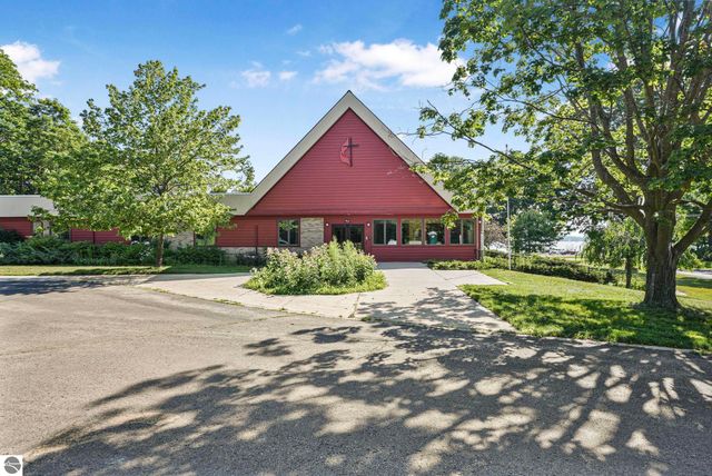 1200 Ramsdell Road, Traverse City, MI 49684