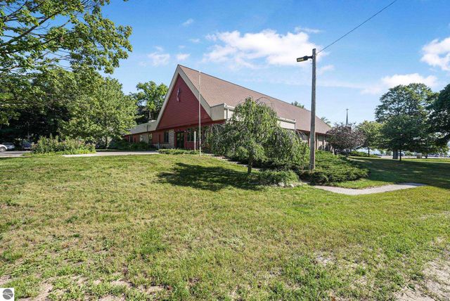 1200 Ramsdell Road, Traverse City, MI 49684