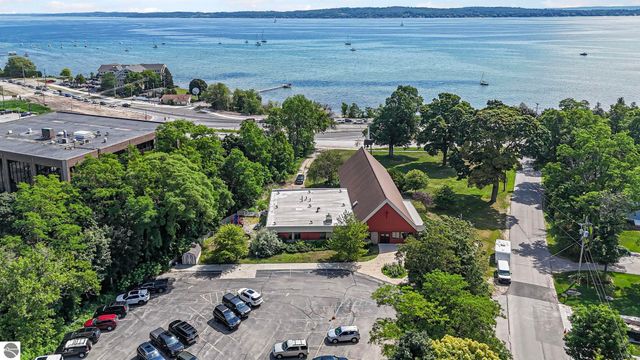 1200 Ramsdell Road, Traverse City, MI 49684