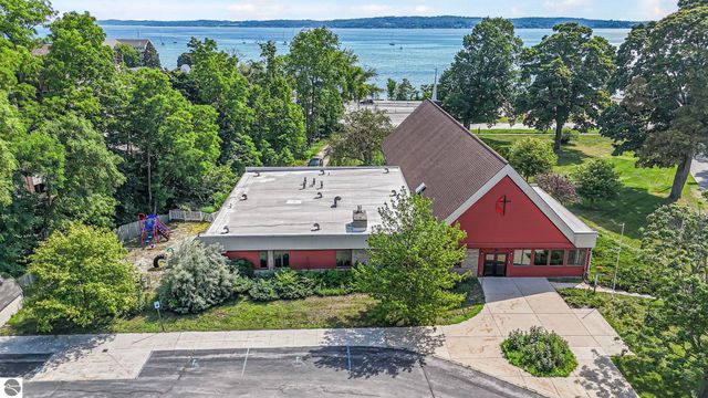 1200 Ramsdell Road, Traverse City, MI 49684