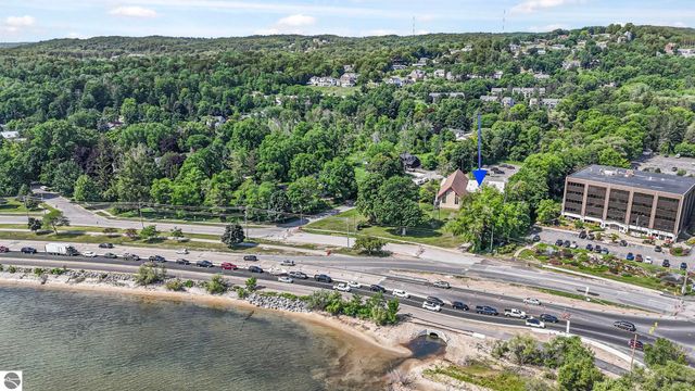 1200 Ramsdell Road, Traverse City, MI 49684