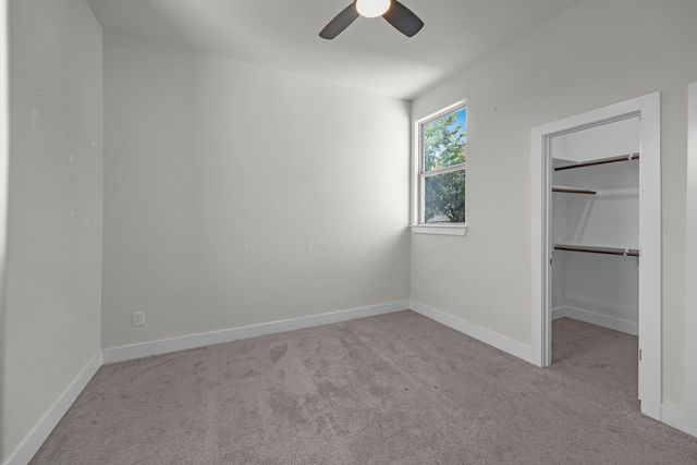 5511 Black Pine Circle, Granbury, TX 76048