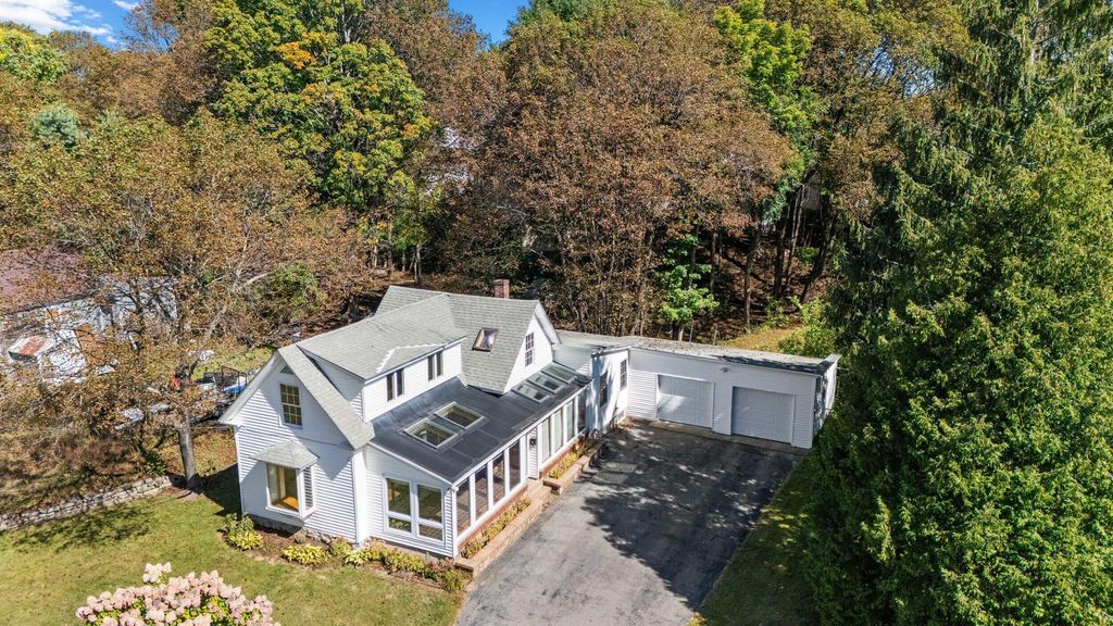 24 State Street, Sanford, ME 04073 — exterior