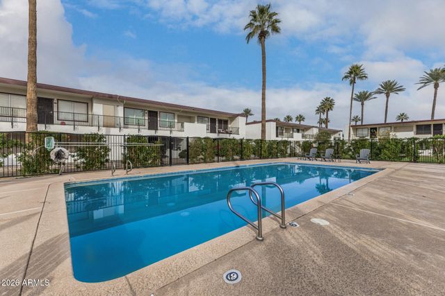 240 S OLD LITCHFIELD Road 122, Litchfield Park, AZ 85340