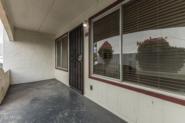 240 S OLD LITCHFIELD Road 122, Litchfield Park, AZ 85340