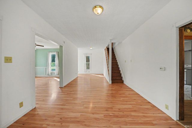 128 Goshen Avenue, Elkhart, IN 46516