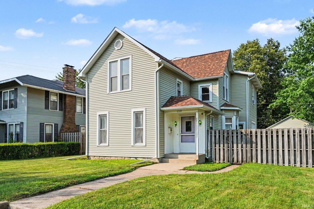 128 Goshen Avenue, Elkhart, IN 46516