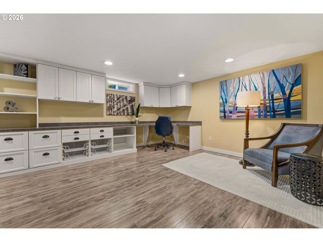 2537 Ne 18TH Ave, Portland, OR 97212