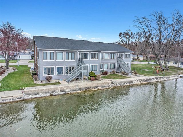 566 Lake Drive A, Coldwater, MI 49036