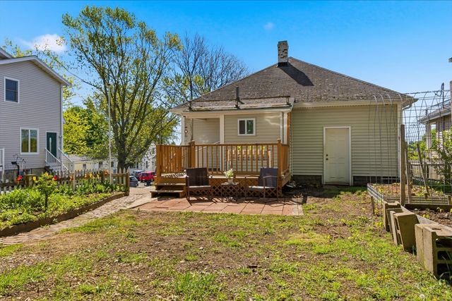 13 Kirkland Rd, Peabody, MA 01960